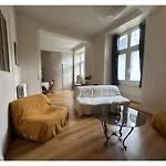 Cosy 2 à 4 Personnes Bielle