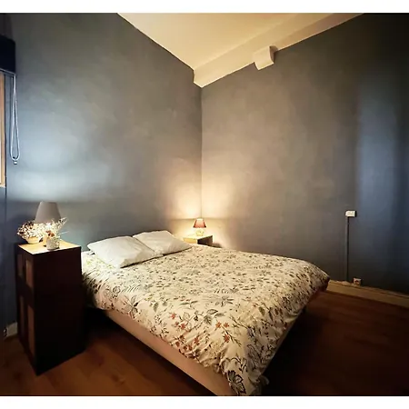 Maisonnette A Bielle, 2 A 4 Personnes * Bielle